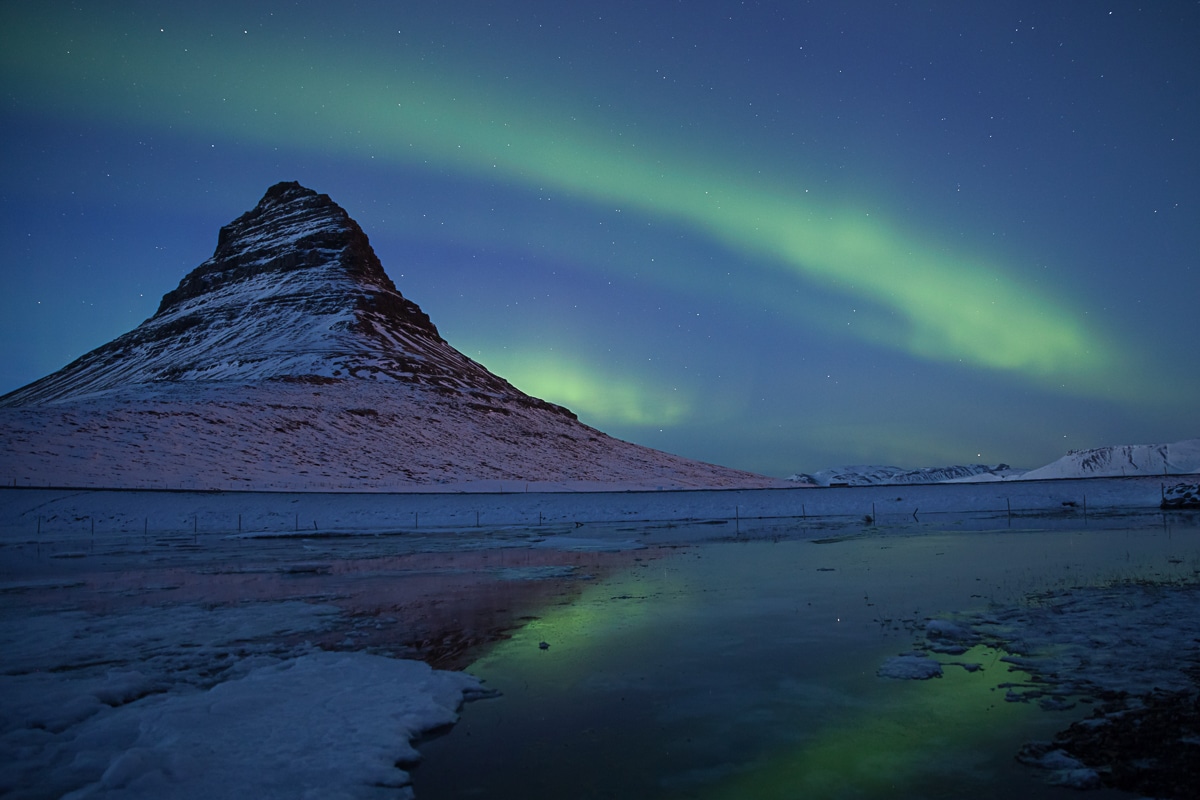 polární záře na Islandu