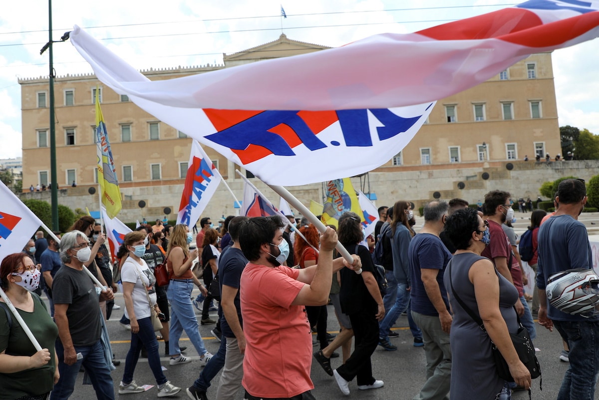 Řekové protestovali proti pracovní reformě