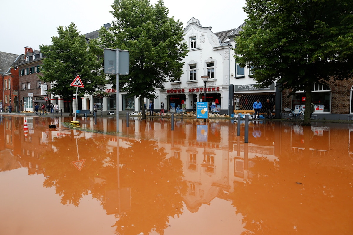Německo povodně 100 životů