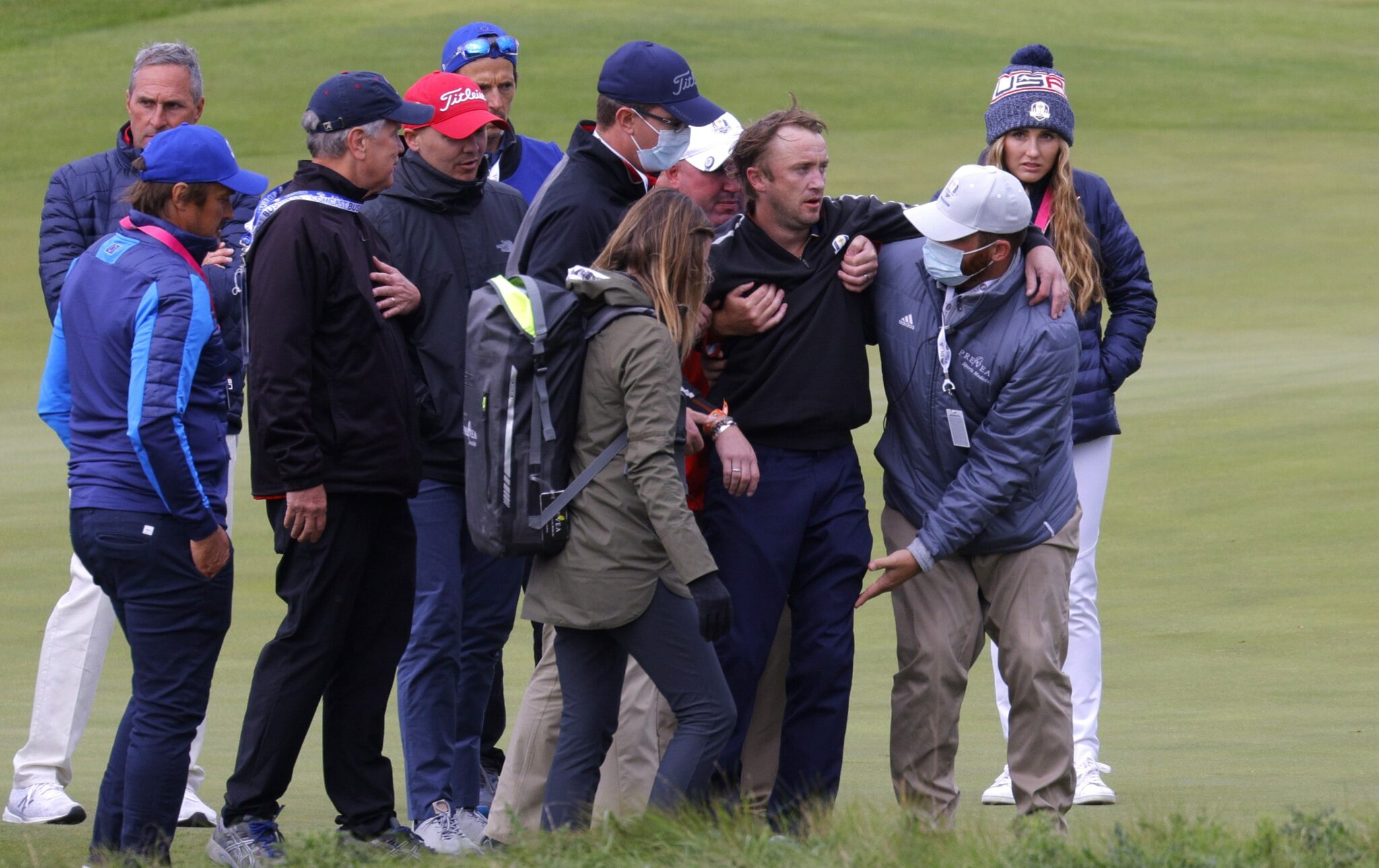 Britský herec Tom Felton zkolaboval na golfovém hřišti