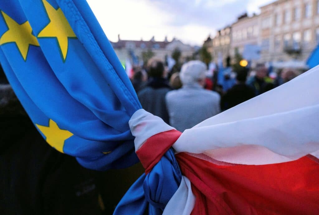 Desetitisíce Poláků demonstrovaly na podporu setrvání v EU
