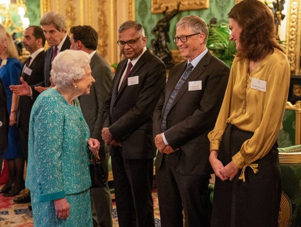 Královna Alžběta přivítala Billa Gatese