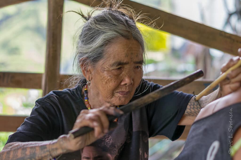 Whang Od Oggay tatérka Filipíny