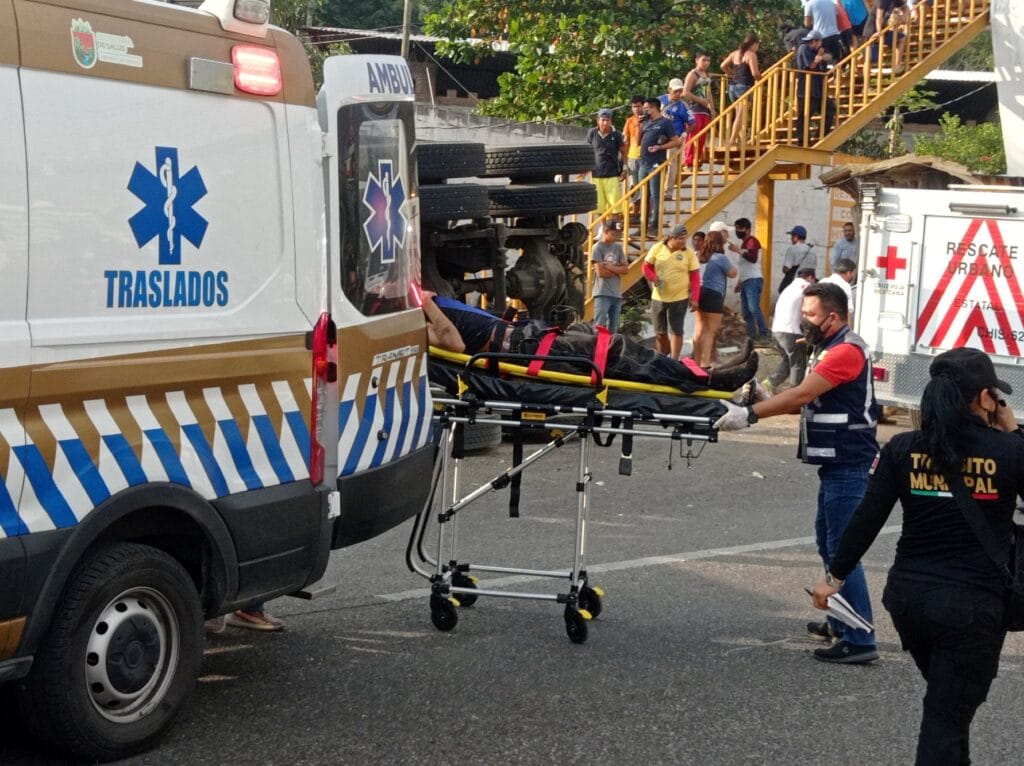 K nehodě došlo na silnici vedoucí do hlavního města státu Chiapas Tuxtla Gutiérrez