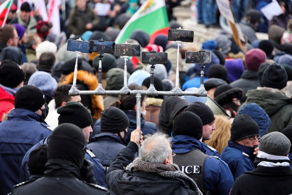 Protestující vyzývali zákonodárce, aby vyšli a řešili jejich požadavky