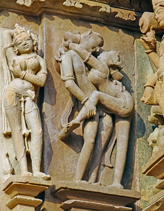 Erotické sochy chrámů Khajuraho