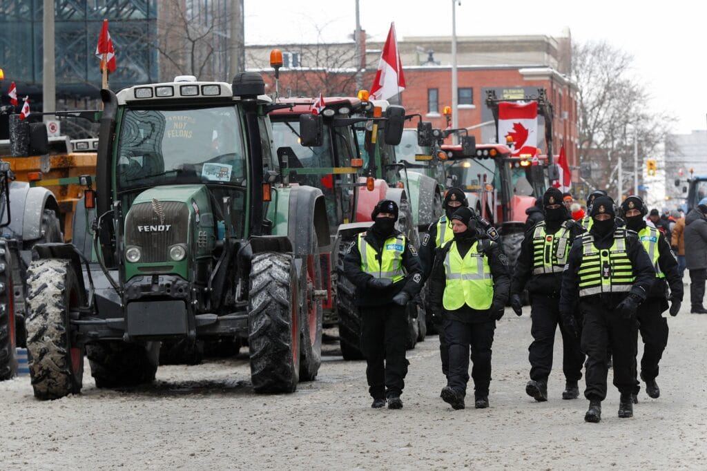 Protest řidičů kamionů podpořili i někteří traktoristé