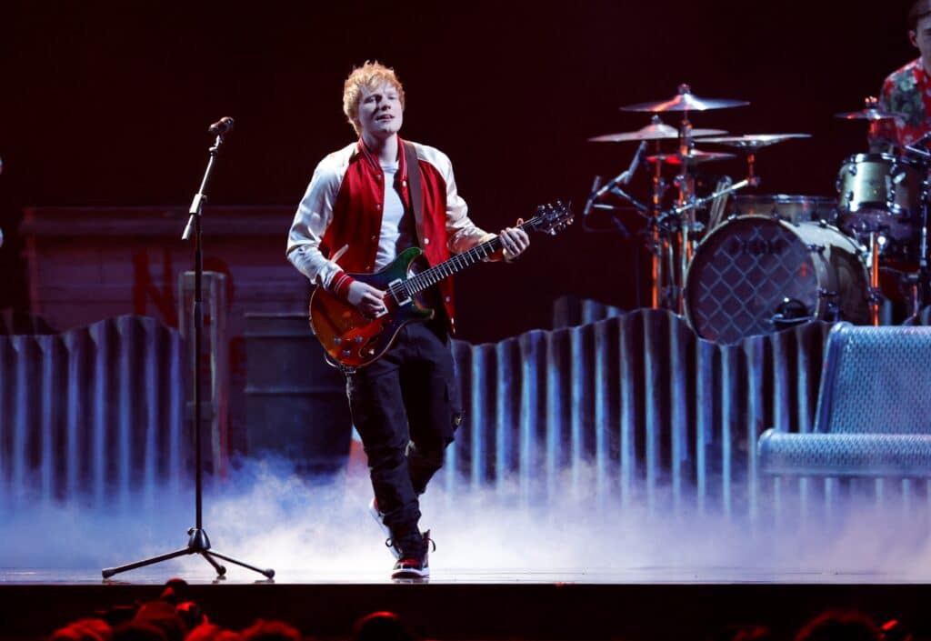 Ed Sheeran byl oceněn jako nejlepší skladatel roku