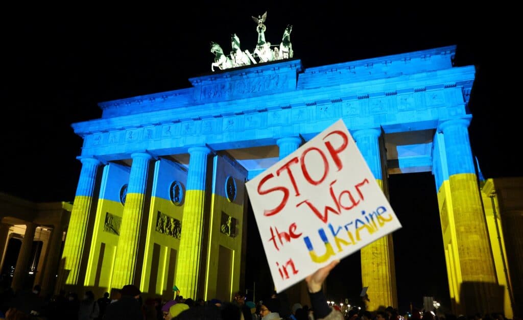 Demonstrace na podporu Ukrajiny v Berlíně