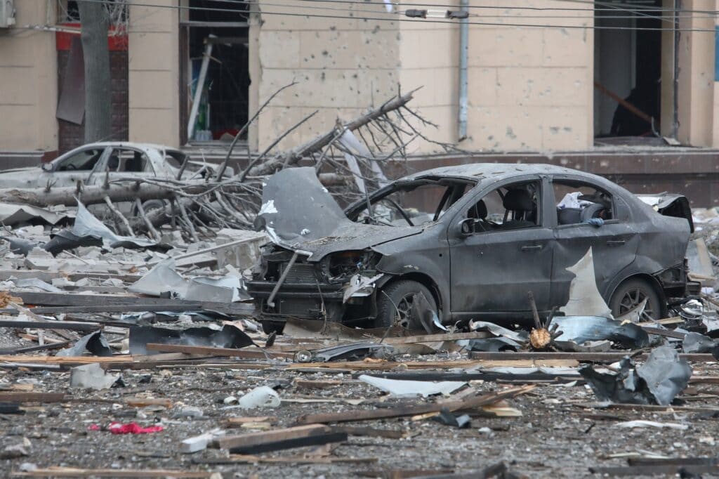 Centrum města podle správy města zasáhl raketový útok