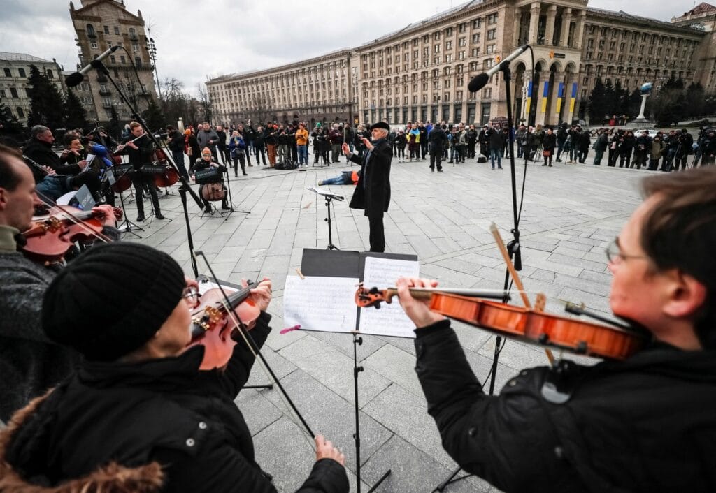 V centru Kyjeva zazněla ukrajinská hymna