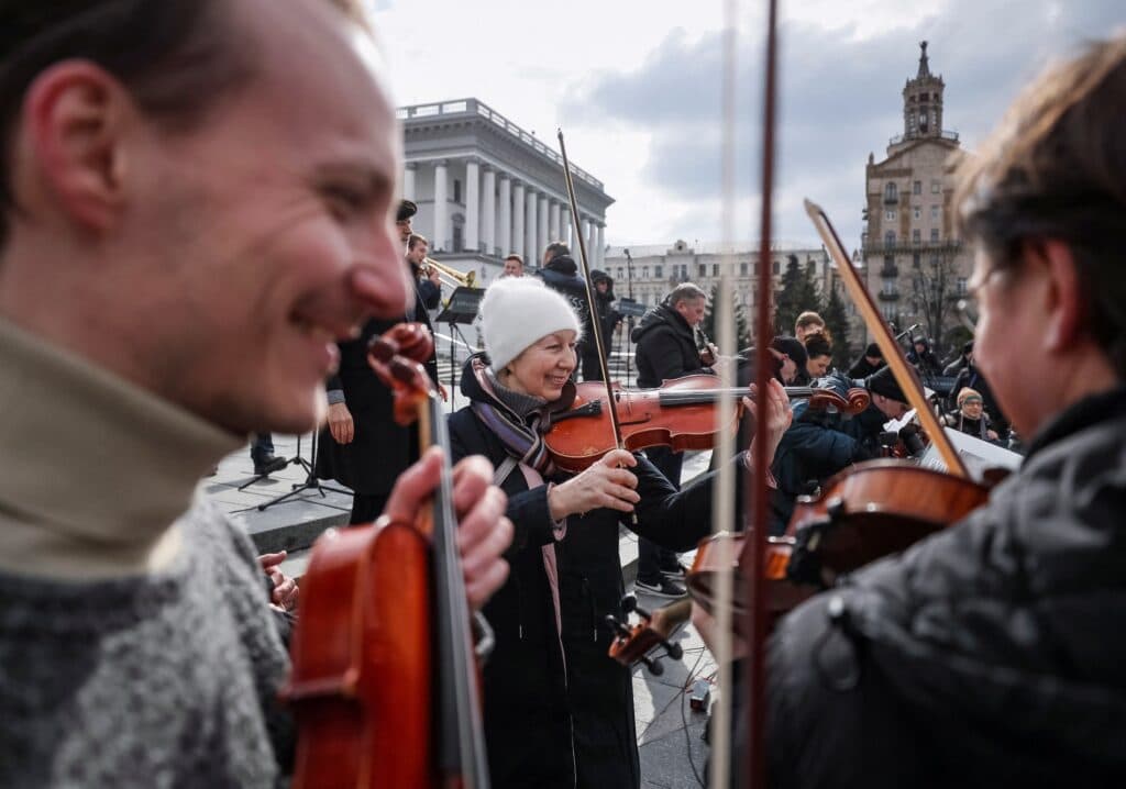 Vystoupení bylo podle dirigenta Makarenka výzvou k míru