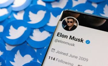 Elon Musk pozastavil nákup Twitteru