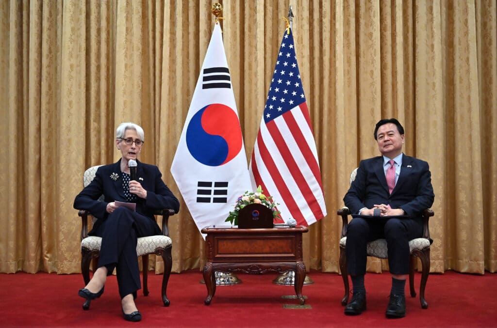 Náměstkyně ministra zahraničí USA Wendy Sherman jednala s jihokorejským protějškem Cho Hyun-dongem