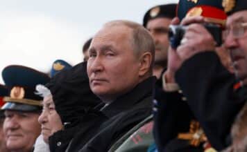 Putin patrně obchází vyšší armádní velení, tvrdí analytici