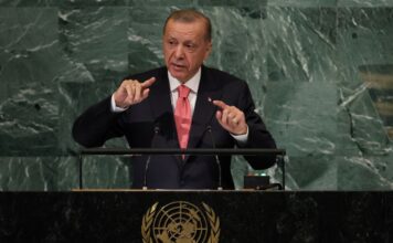 Podle Erdogana chce Putin invazi brzy ukončit