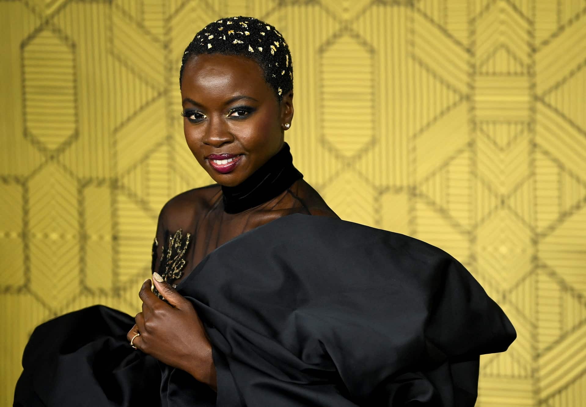 Danai Gurira, představitelka superhrdinky Okoye