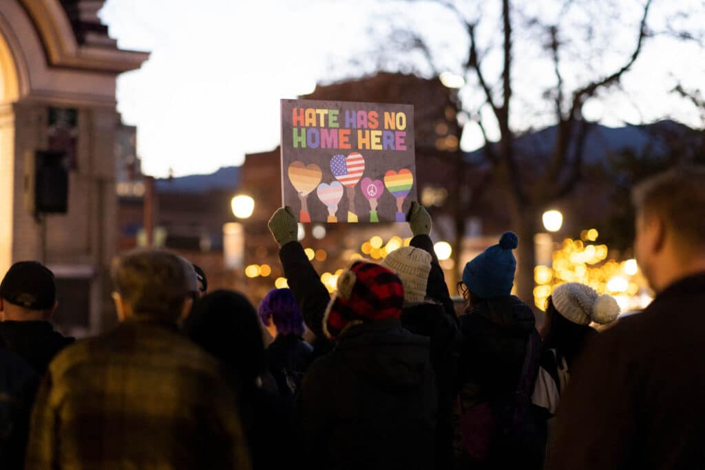 střelba v LGBTQ nočním klubu Colorado