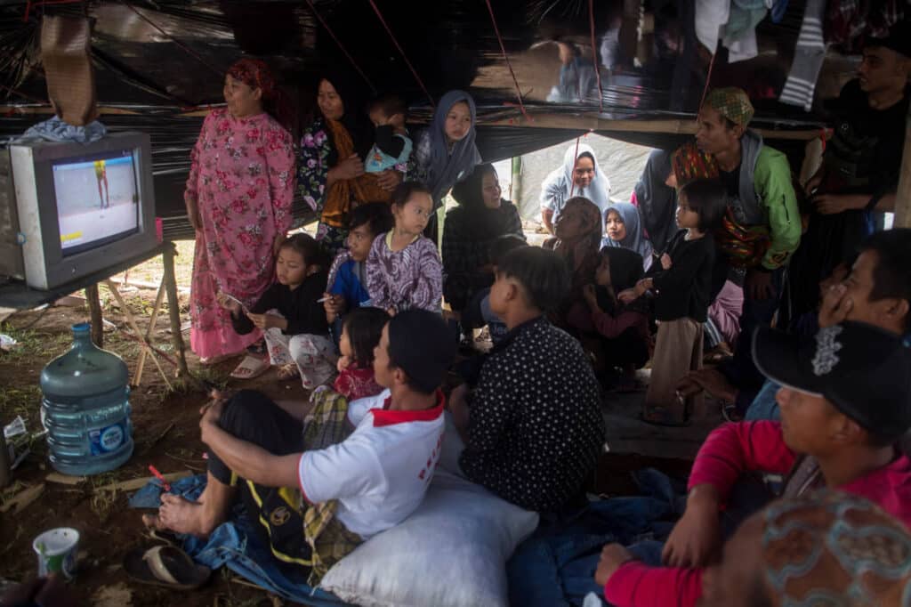 Indonésie distribucí pomoci zemětřesení