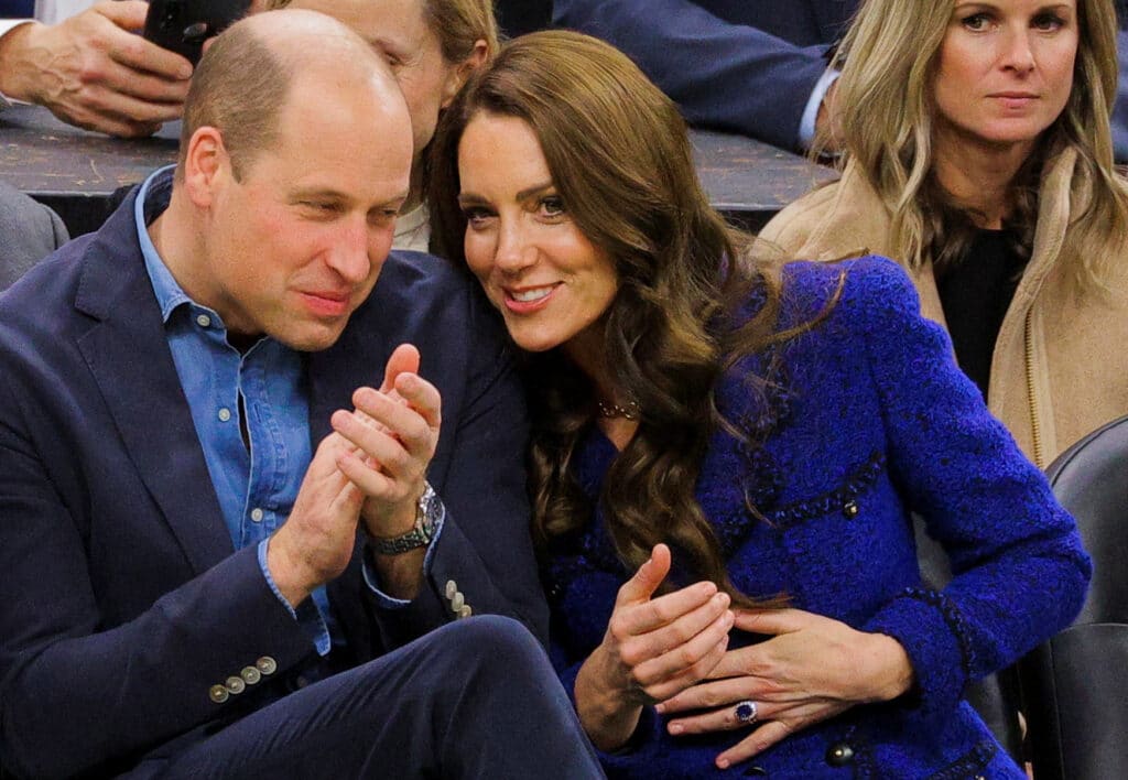 Prince William a Kate na basketbalovém zápase v Bostonu