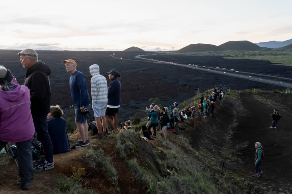 Mauna Loa Havaj tisíce lidí selfie