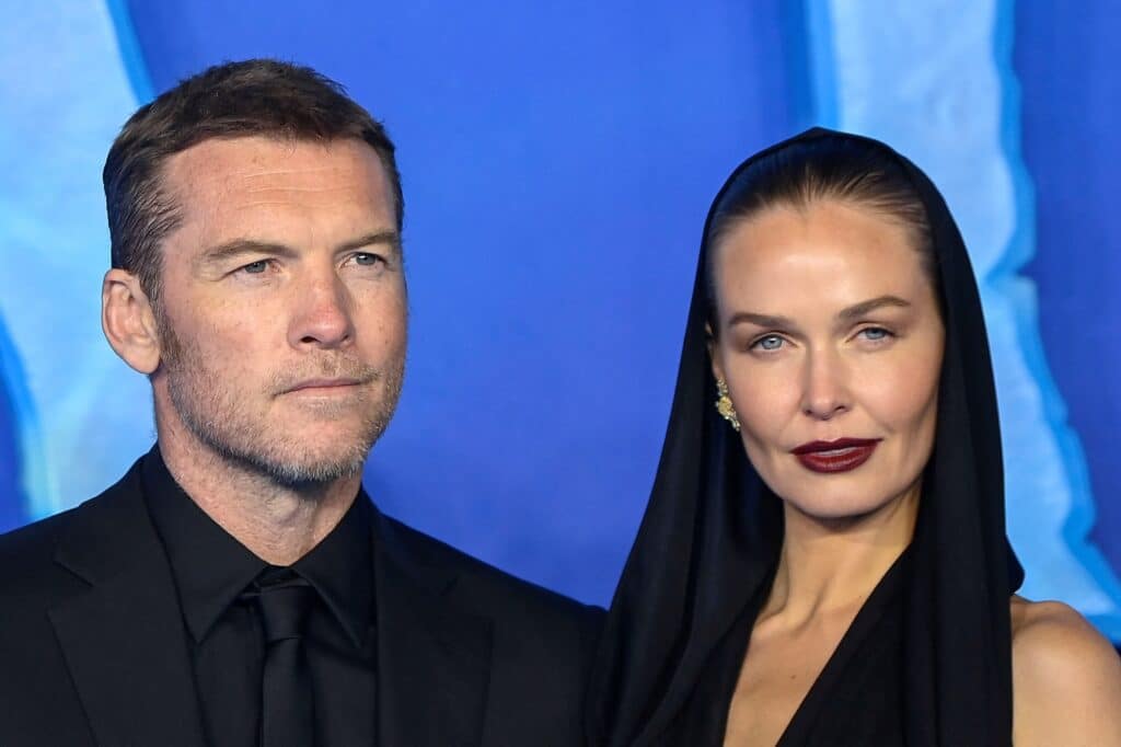 Představitel Sullyho Sam Worthington s manželkou