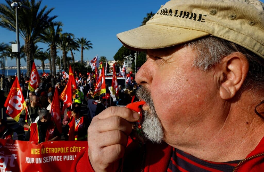 Demonstrace proti důchodové reformě v Nice