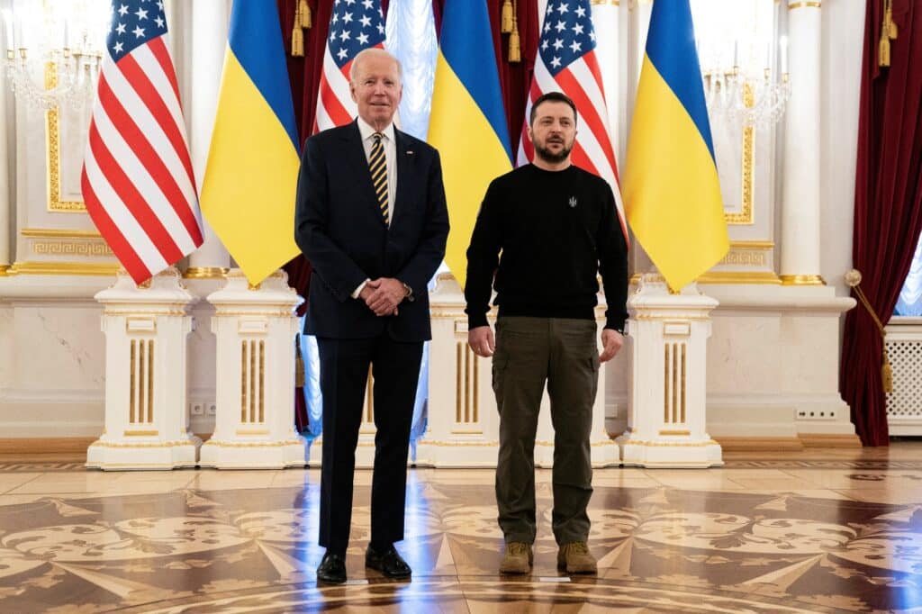 Joe Biden a Volodymyr Zelenskyj