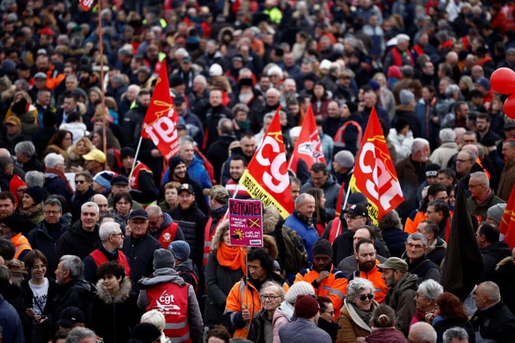 Protesty proti důchodové reformě ve Francii