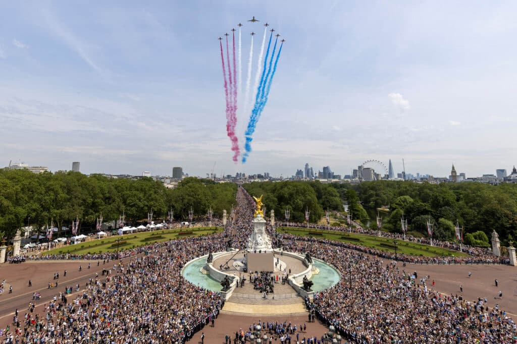 Trooping the colour narozeniny Karel III.