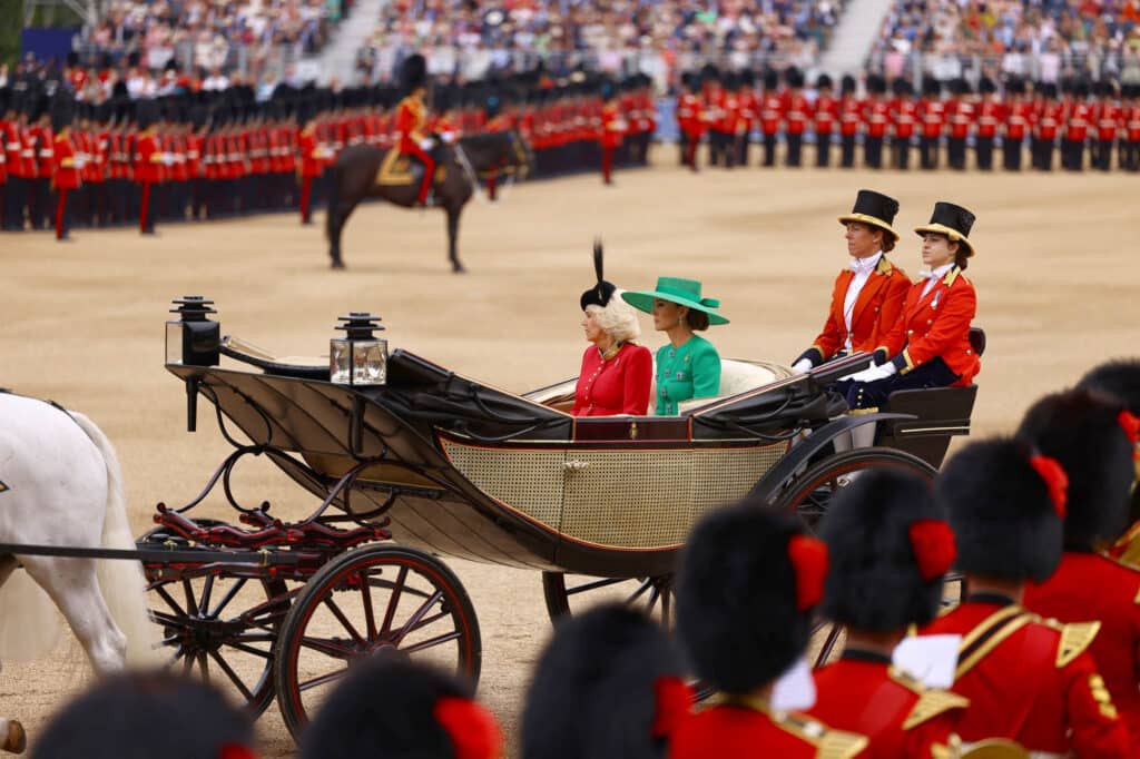 Trooping the colour narozeniny Karel III.