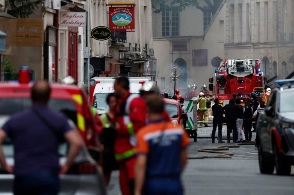 Incident si vyžádal nejméně 16 zraněných