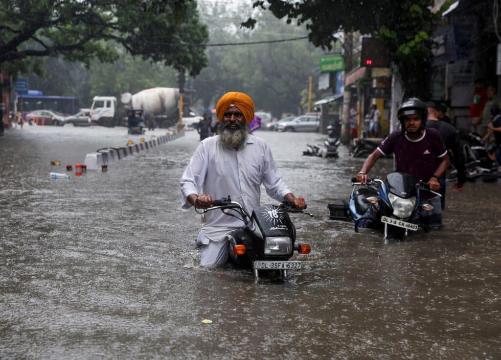 Sever Indie zasáhly přívalové deště