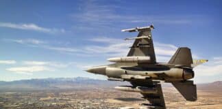 F-16 nad Las Vegas