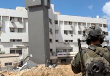 Izraelská armáda tvrdí, že v nemocnici v Gaze zabila 200 ozbrojenců Hamásu Zdroj: Reuters