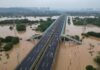Záplavy v nejlidnatější čínské provincii