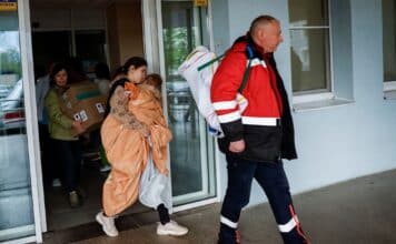 Kyjev oznámil evakuaci dvou nemocnic kvůli obavám z ruských útoků