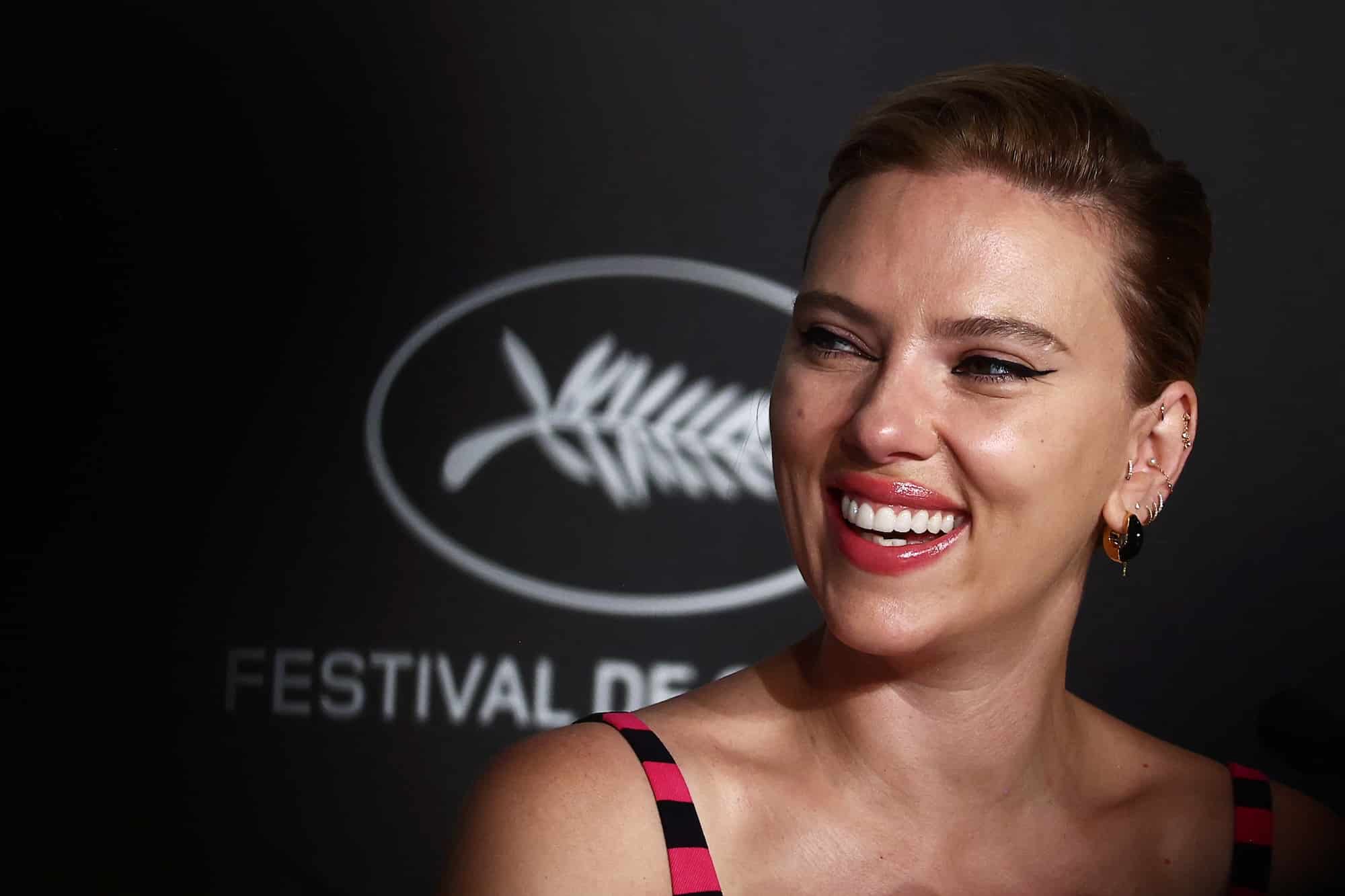 Scarlett Johansson rozesmála Ameriku. Kdo se stal obětí její pomsty?