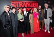 Herci ze Stranger Things se sešli na Broadwayi při premiéře divadelní verze slavného seriálu