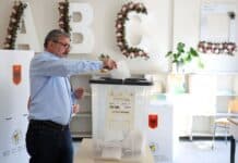 V Albánii začaly parlamentní volby, premiér Rama usiluje o čtvrtý mandát