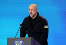 Ukrajinský premiér Denys Šmyhal podal demisi, ve funkci byl od roku 2020