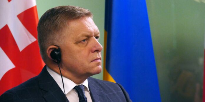 Fico se na Ukrajině sejde se Zelenským, hovořit chce mimo jiné o energetice
