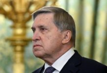 Moskva podle Ušakova hodnotí pozitivně některé aspekty amerického mírového plánu