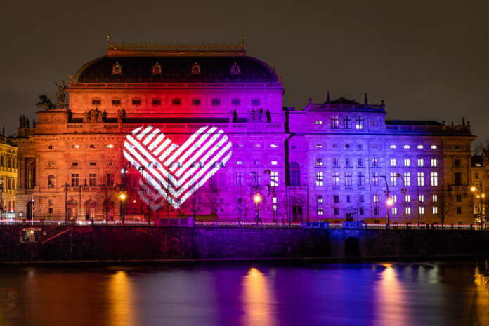 1765276341_PRX10748M3670