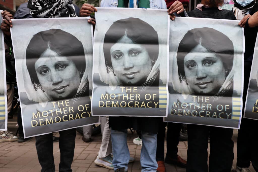 Zemřela Chálida Zijá