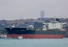 Ukrajina napadla další tanker ruské stínové flotily