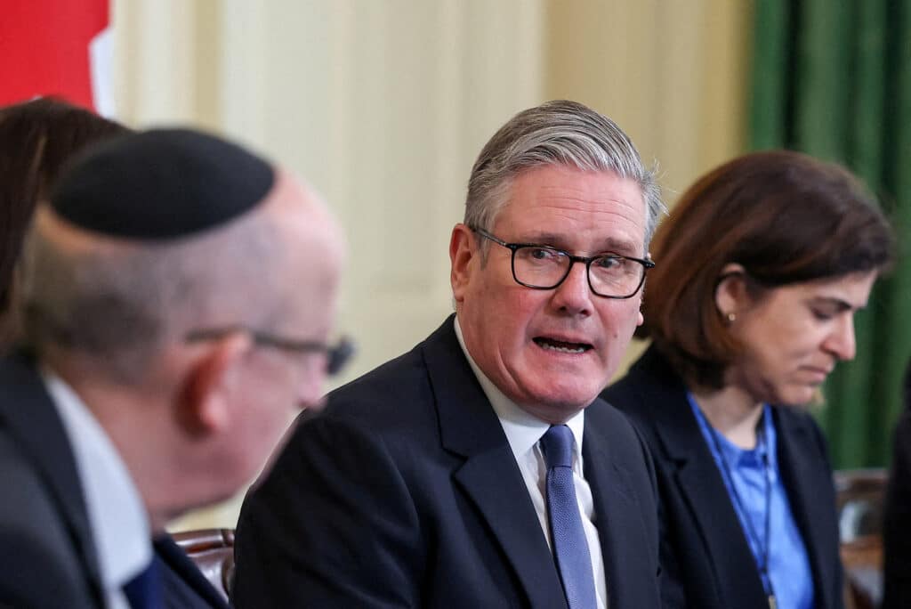 Antisemitský žhářský útok v Londýně