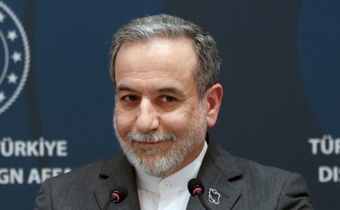 Izrael prý na žádost Pákistánu souhlasil, že nezabije šéfa íránské diplomacie