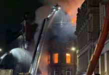 Hlavní nádraží ve skotském Glasgow je uzavřeno kvůli požáru Hlavní nádraží ve skotském Glasgow je uzavřeno kvůli požáru