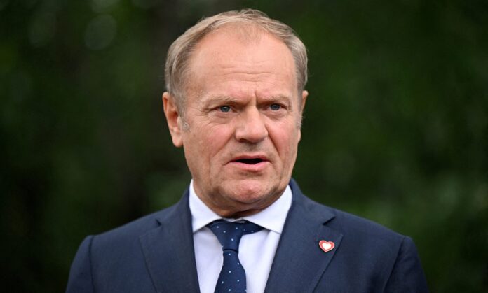 Donald Tusk AP Rusko podle tajných služeb chystá útoky v zemích podporujících Kyjev, řekl Tusk
